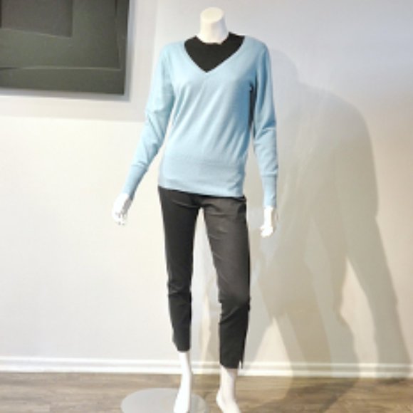 Vintage 10's Autumn Cashmere Aqua V Neck Sweater - Picture 2 of 9